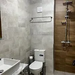 Yosi -